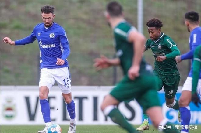 他的体重下 他的体重下